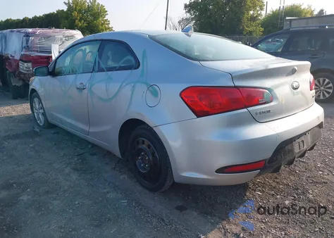 2016 Kia Forte Ex z USA, uszkodzony, nr VIN KNAFX6A84G5633074